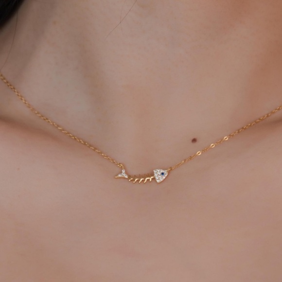 Swarovski Silver Fishbone Necklace - Picture 2 of 4